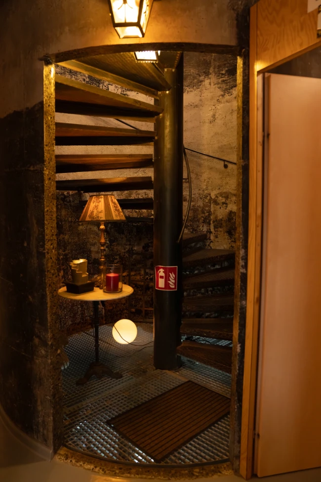 Treppenaufgang altes Silo im Kunst und Culinarium Gaißau